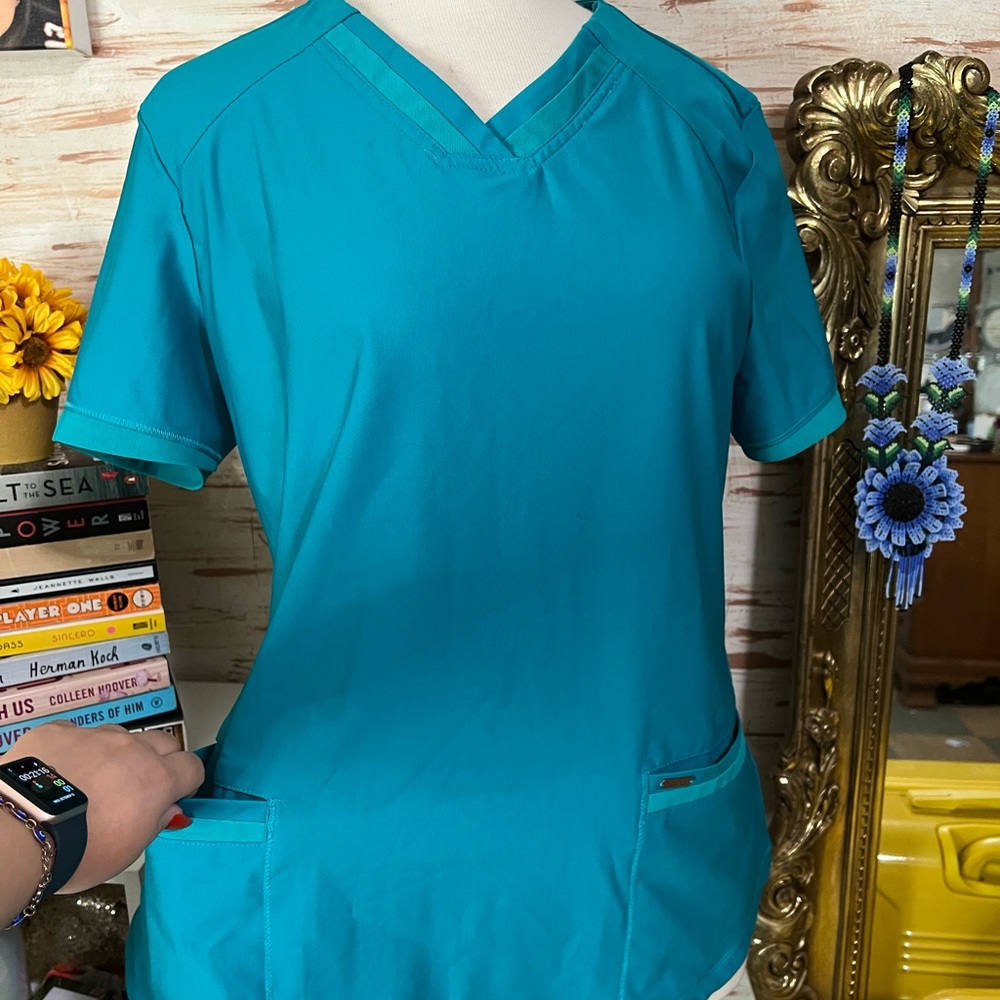 Form by Cherokee Turquoise Scrub Set